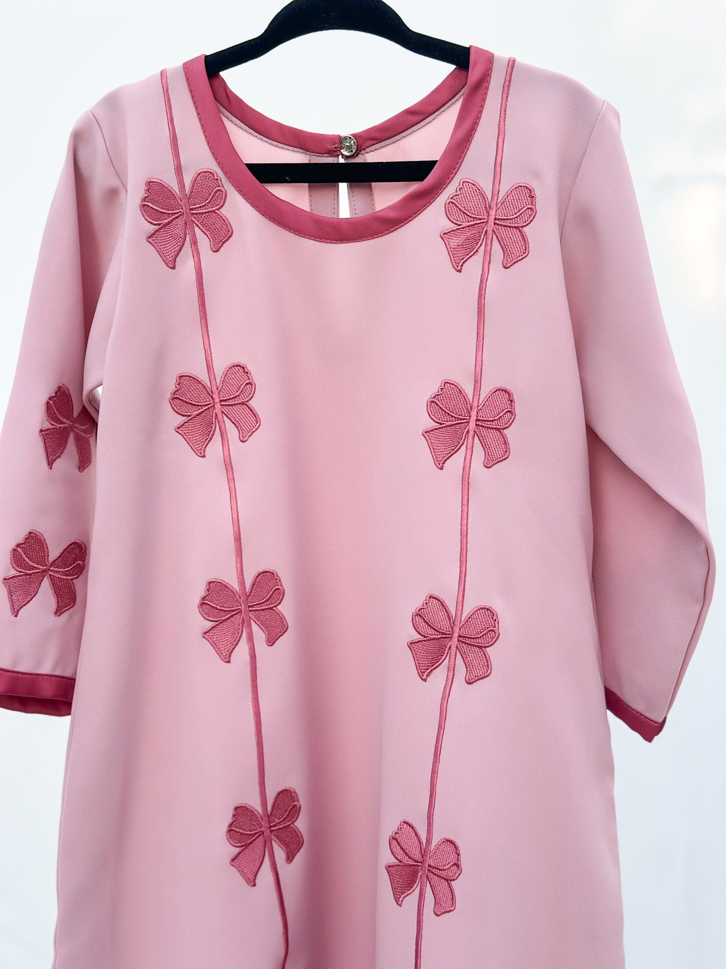 Embroidery bow jalabya