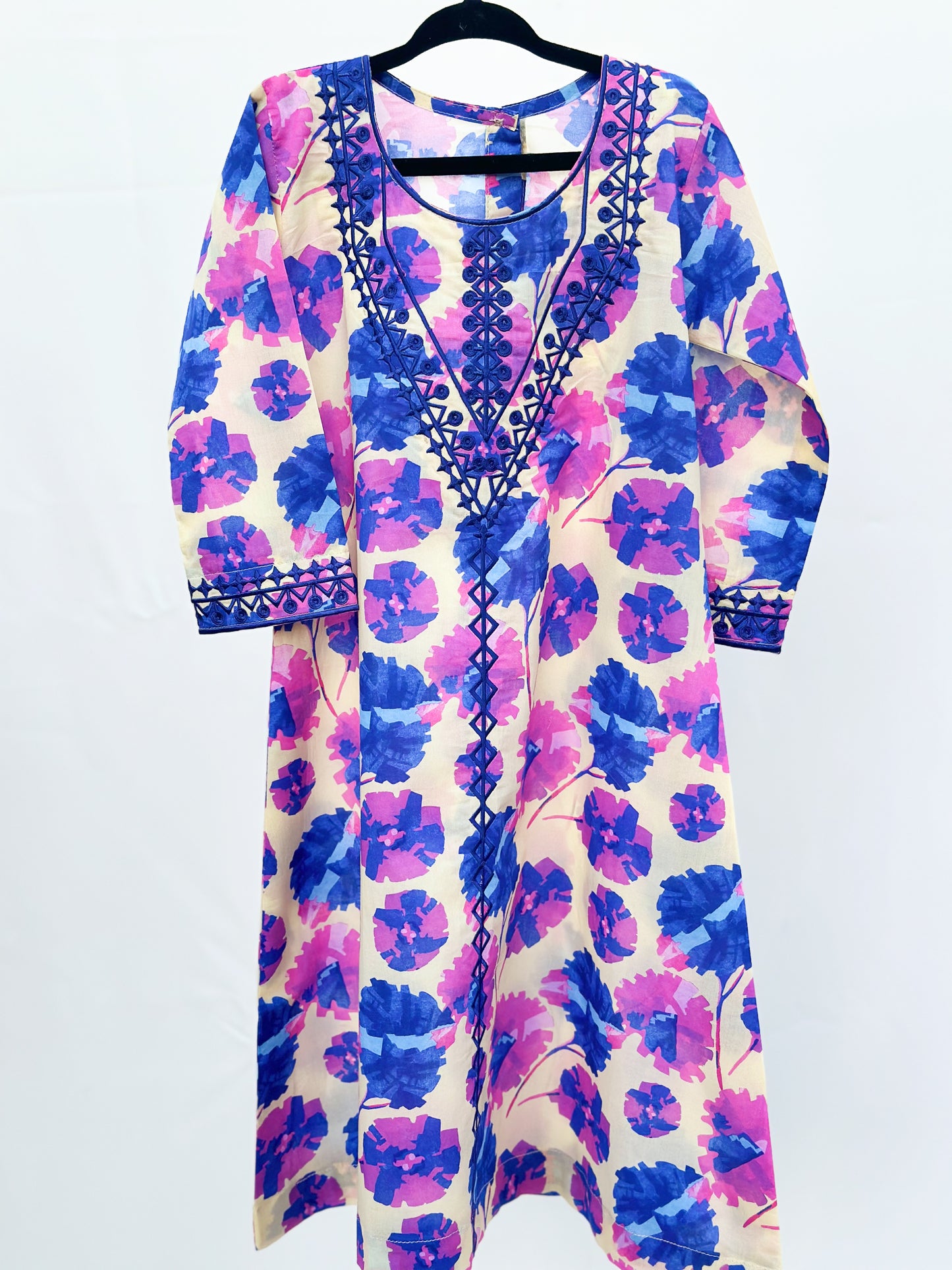 Embroidery blue jalabya